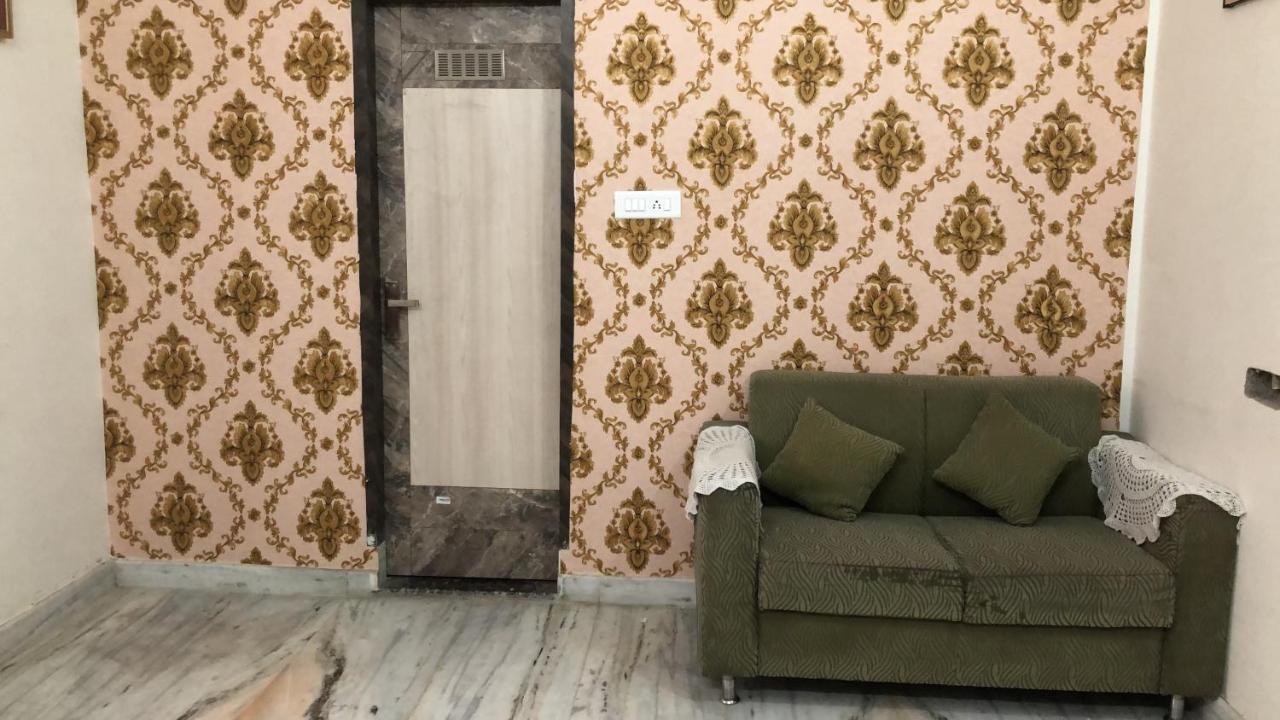 Ramaya Home Stay Varanasi Esterno foto