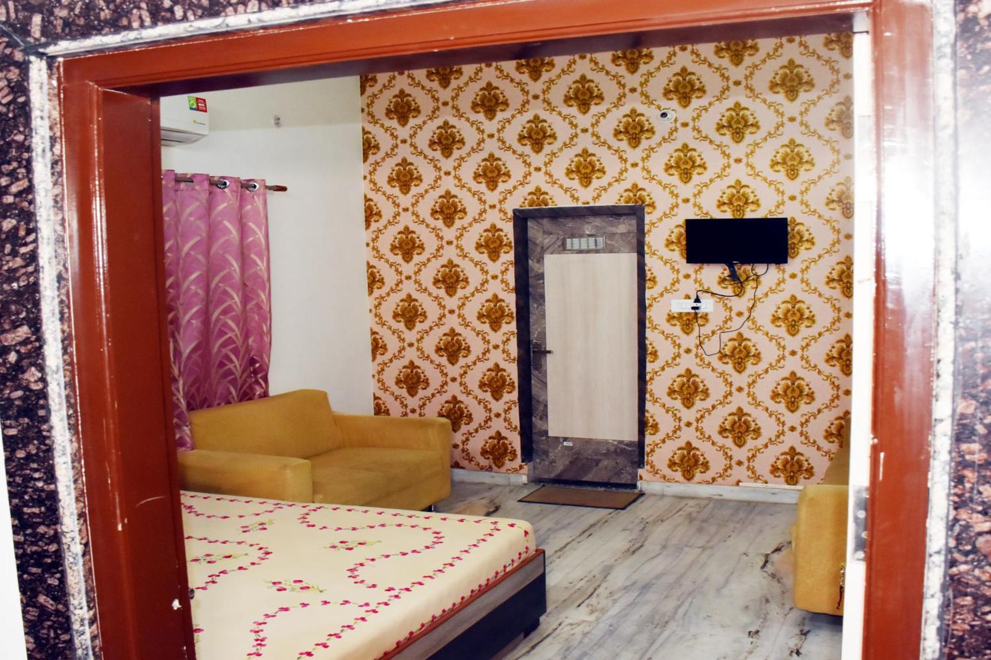 Ramaya Home Stay Varanasi Esterno foto