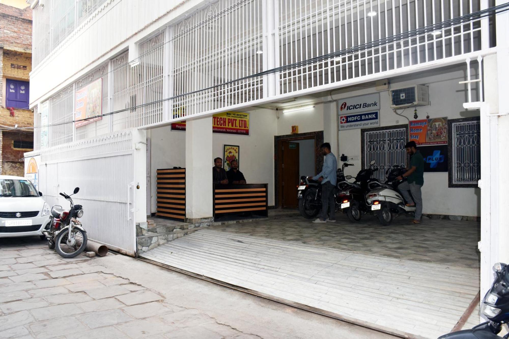 Ramaya Home Stay Varanasi Esterno foto