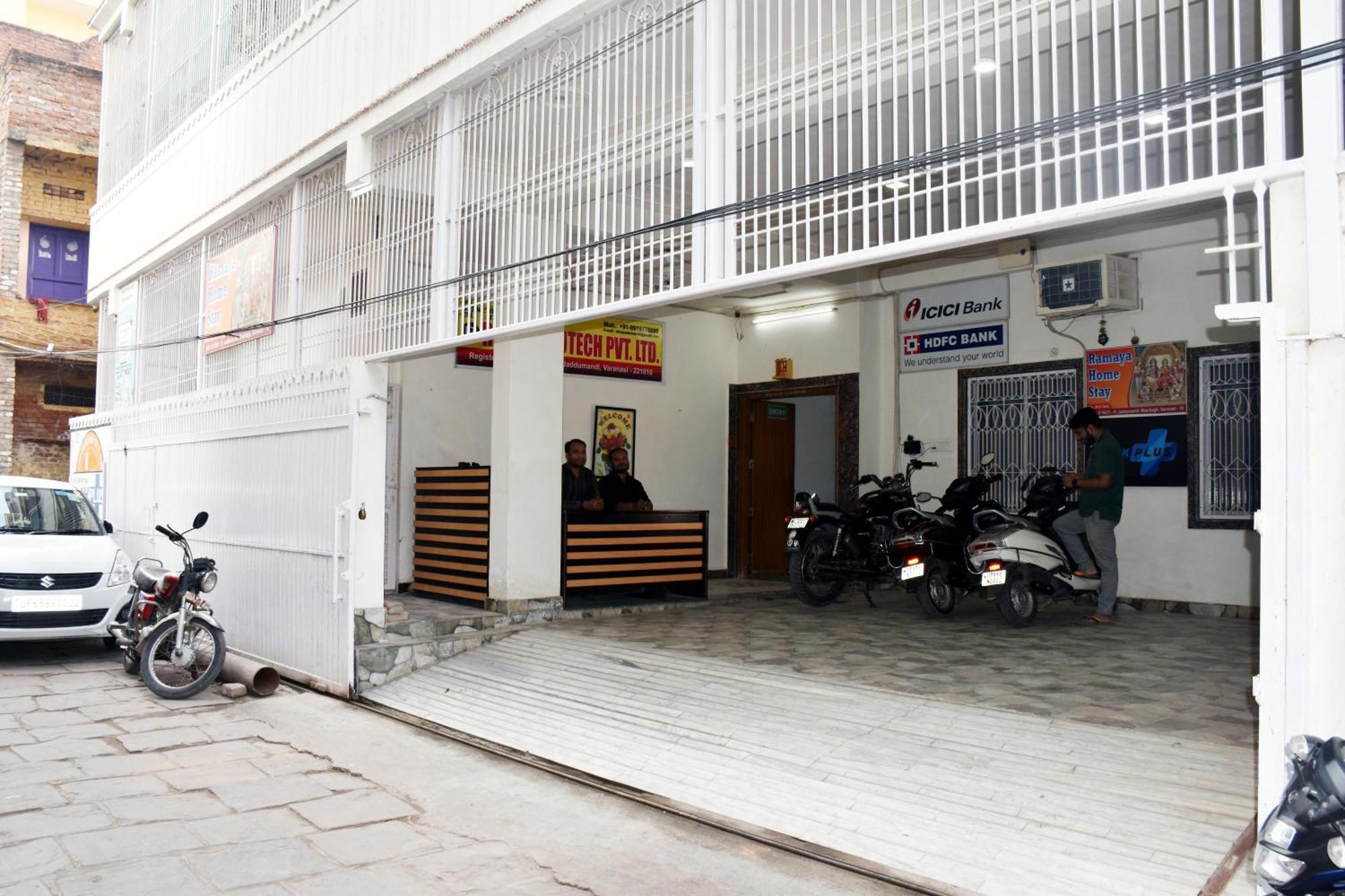 Ramaya Home Stay Varanasi Esterno foto