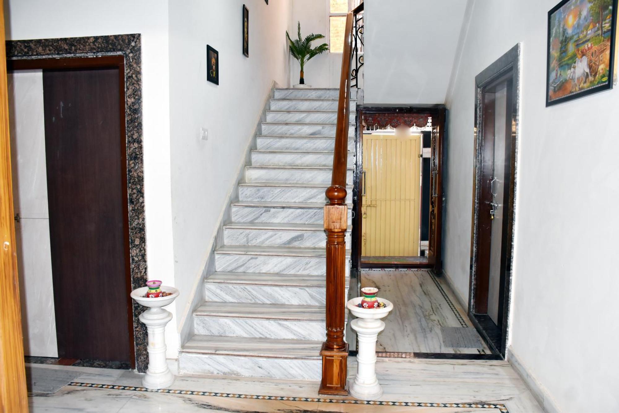 Ramaya Home Stay Varanasi Esterno foto