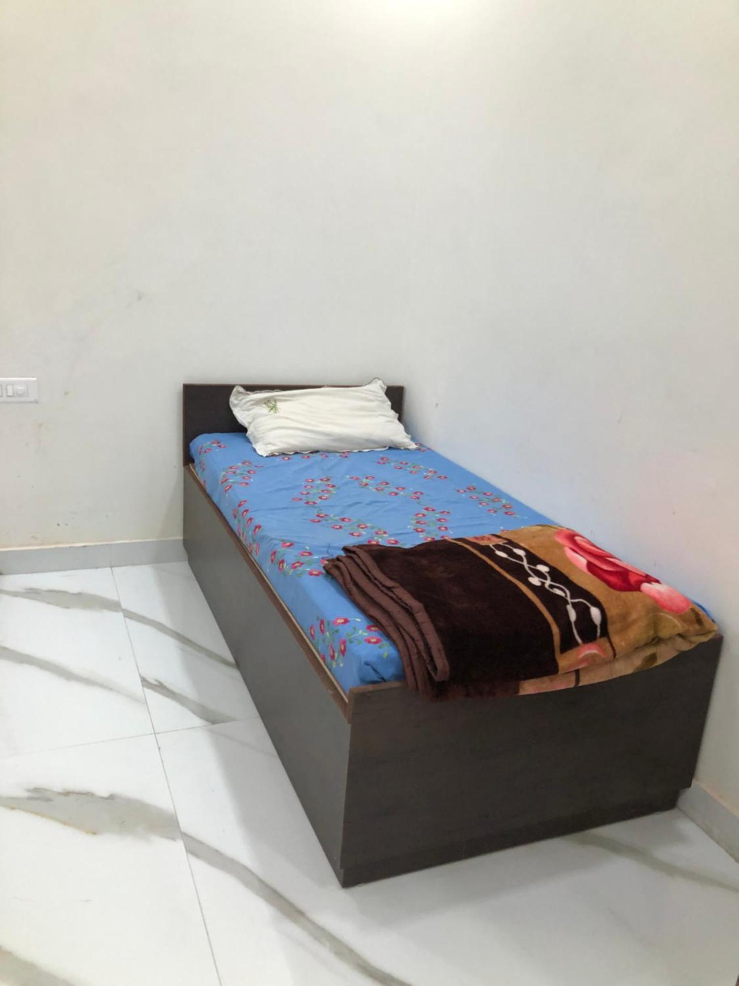 Ramaya Home Stay Varanasi Esterno foto