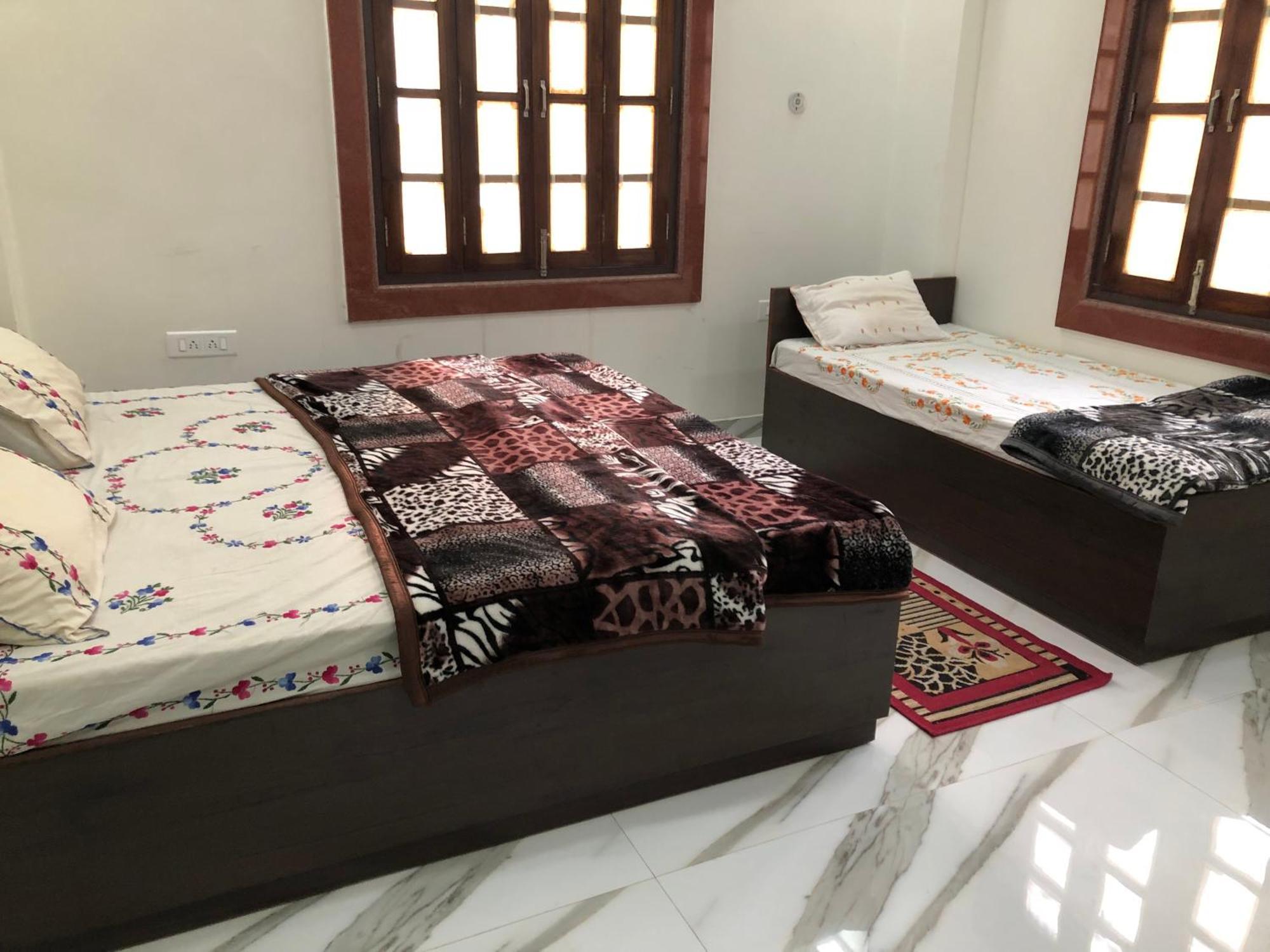 Ramaya Home Stay Varanasi Esterno foto